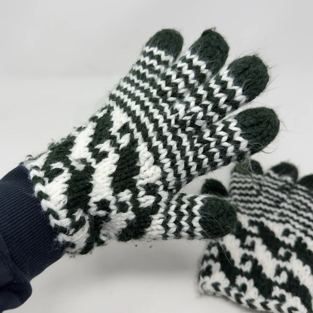 Handmade Peruvian Gloves Green White Heavy Hand Knit Soft‎ Wool
